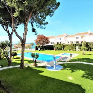 Apartamento Los Cisnes - 2º Linea De Playa - Piscina Abierta Todo El Año - Excelente Conexion Wifi, Benalmádena